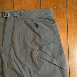 Mens Mountain Hardware shorts